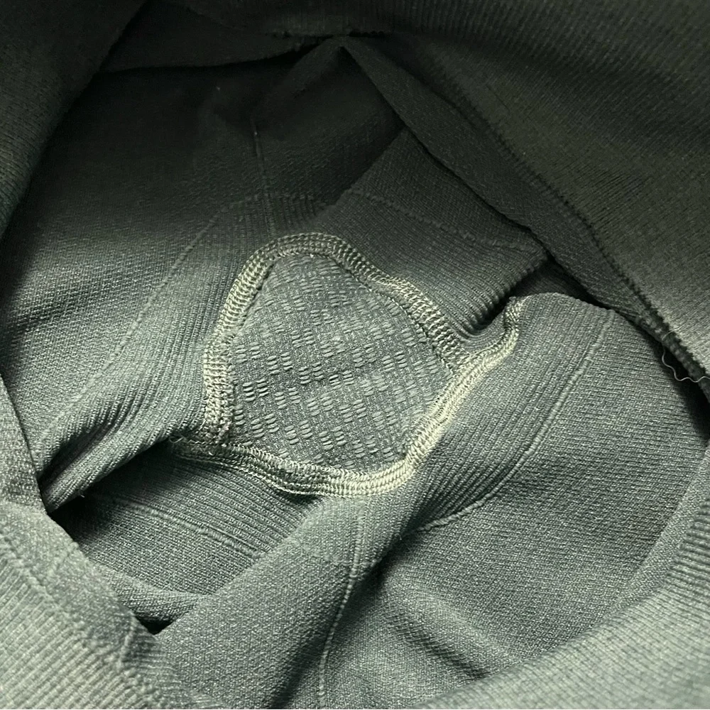 LULULEMON In The Flow Cropped Leggings green women’s size 4 activewear - Picture 16 of 16